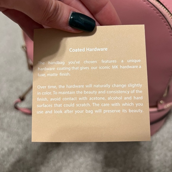 BRAND NEW MK RHEA ZIP IN ~CARNATION~ 🩷 - Picture 8 of 13